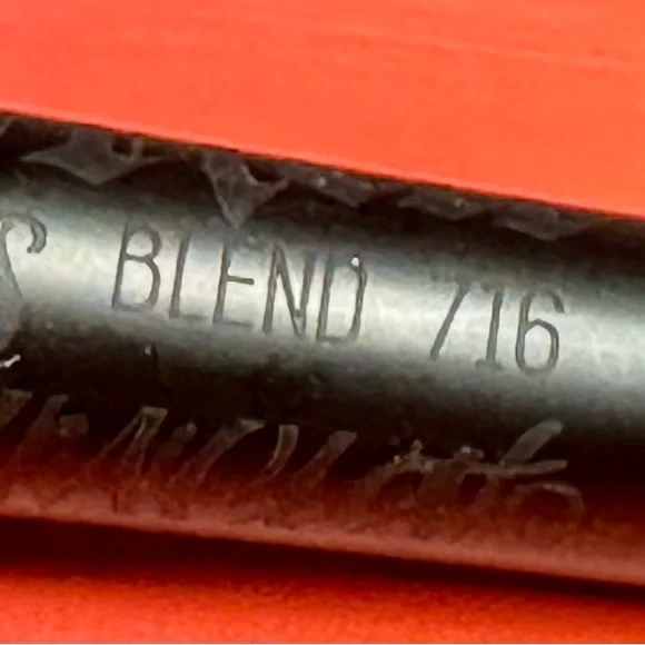 Bundle 4 MARILITA ONLY!! Set of 2 Melt Cosmetics Blend 716 Brushes - Picture 1 of 11